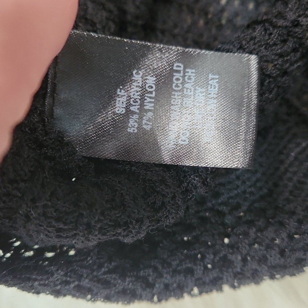 Lulu's Black Knit Sleeveless Tank - Picture 5 of 7